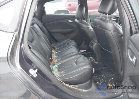 2013 Dodge Dart Limited z USA, uszkodzony, nr VIN 1C3CDFCA1DD323548